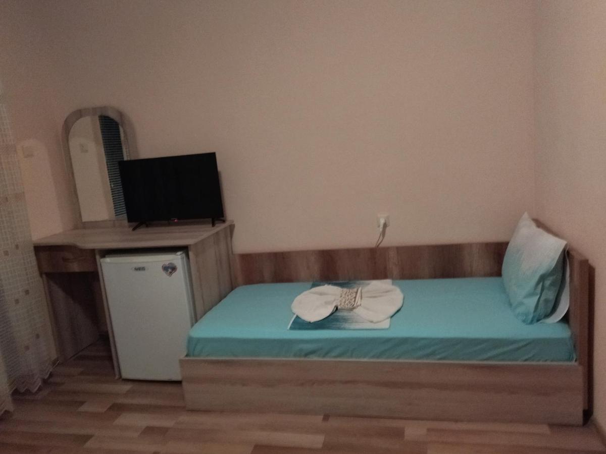 Фамилна Къща Джоко Hotel Kiten  Buitenkant foto