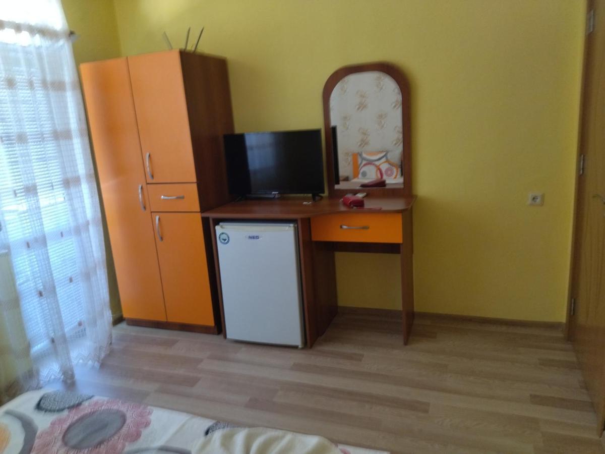 Фамилна Къща Джоко Hotel Kiten  Buitenkant foto
